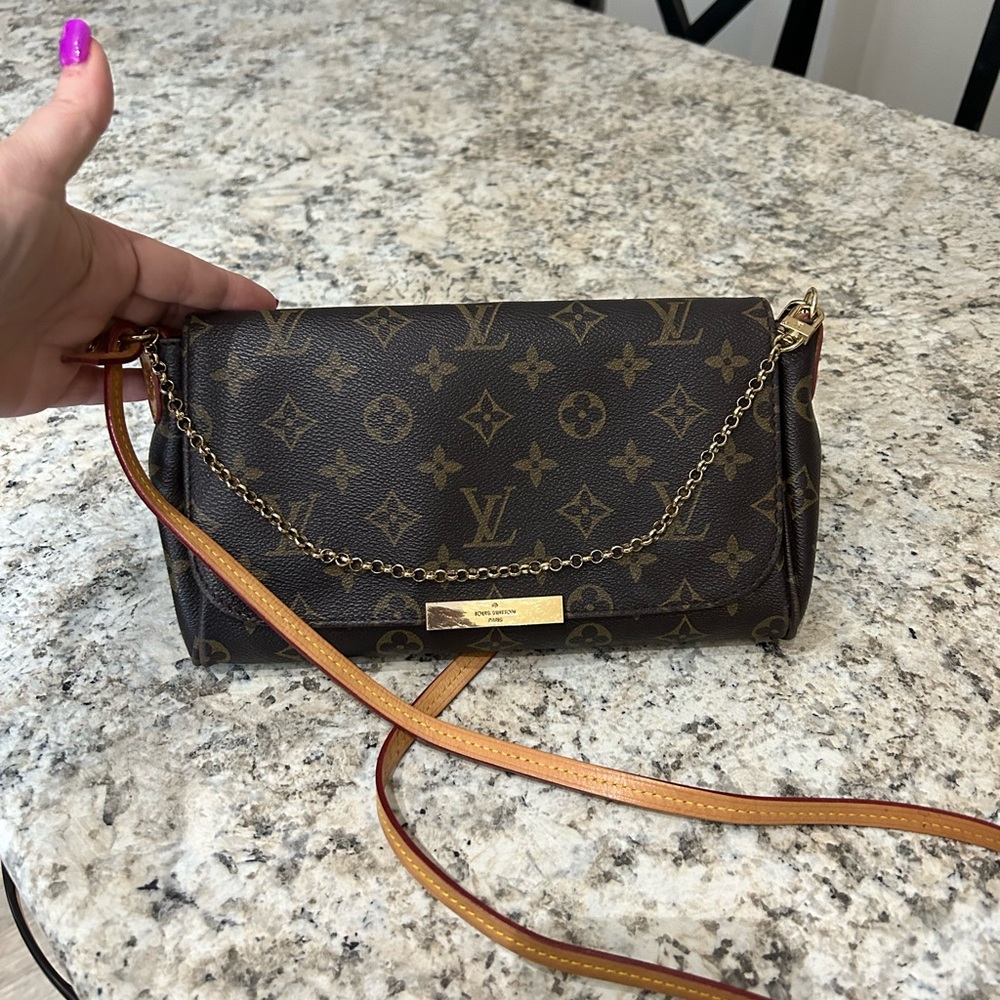 Inspired favorit3 crossbody